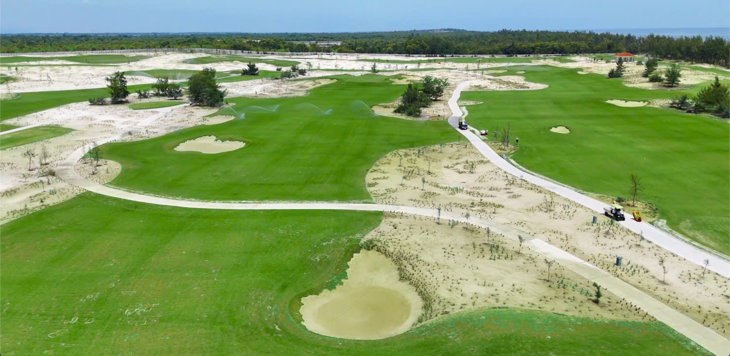 Golden Sands Golf Resort