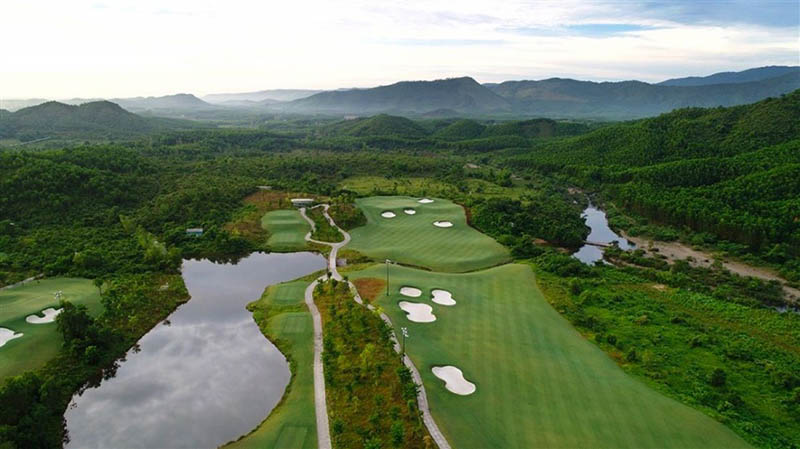 SAN GOLF BA NA HILL