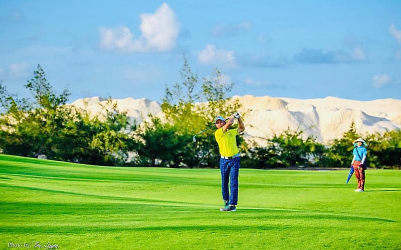 Sân FLC Golf Links Quảng Bình 4 flc quang binh