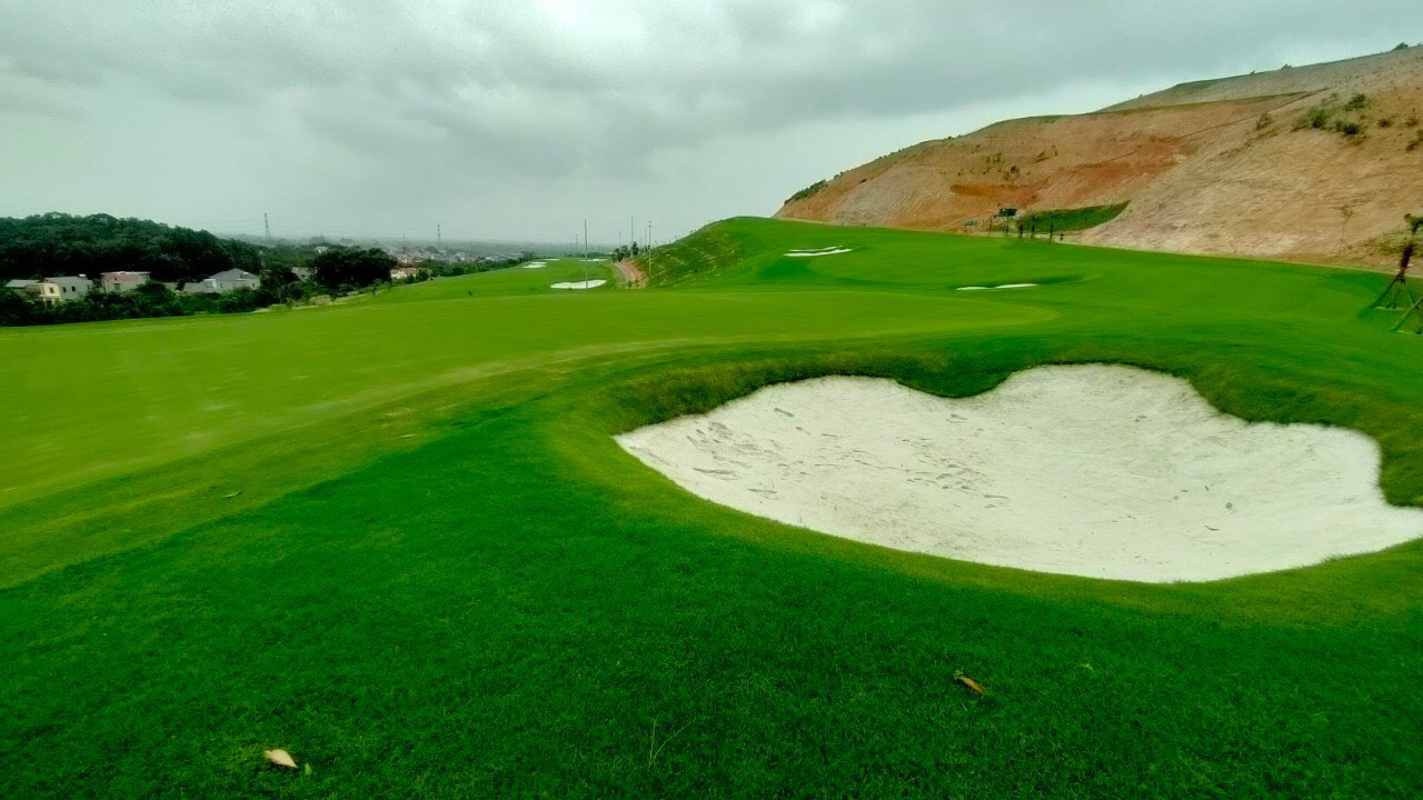 tien do san golf bac giang