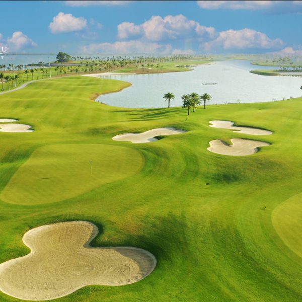 Sân golf Tuần Châu